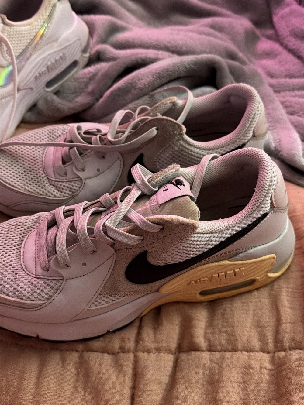 Nike Women’s Light Pink and Black Air Max-Style Sneakers